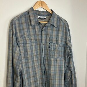 Columbia Men's Gray Plaid Button Down Shirt